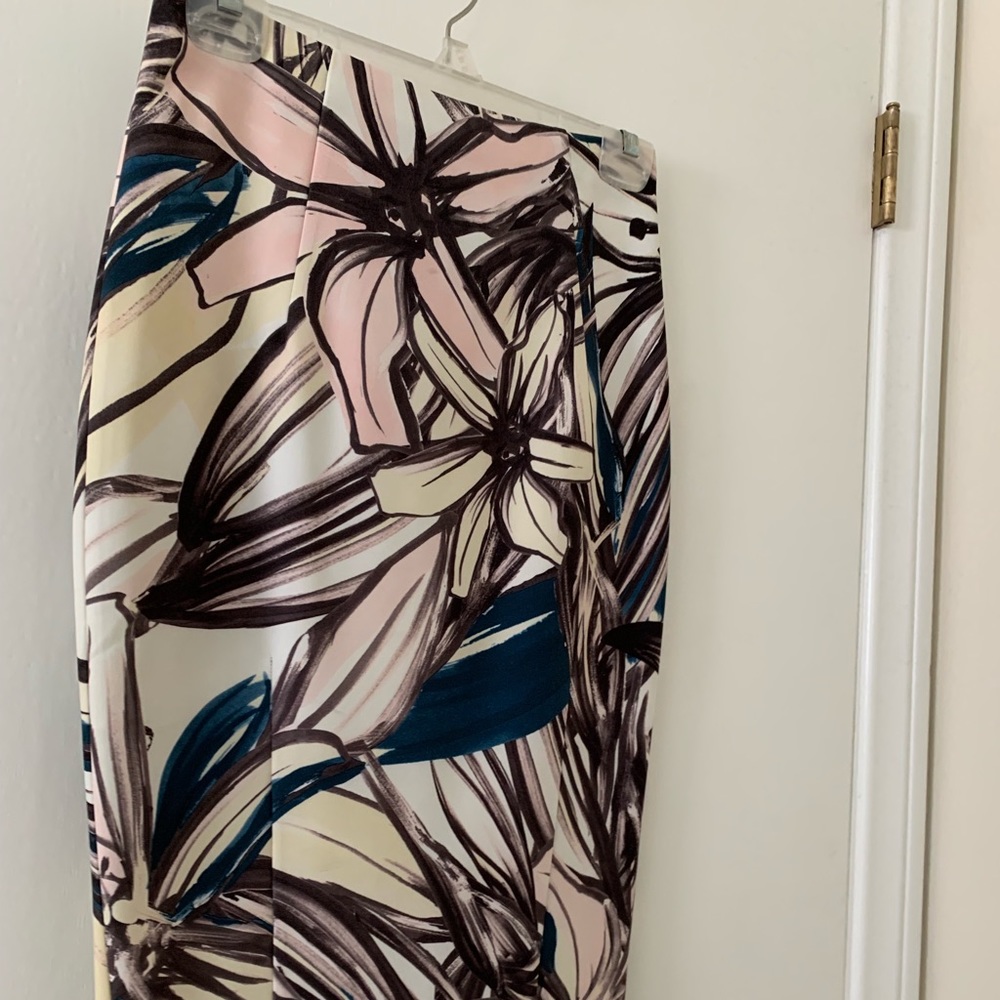 Pencil skirt